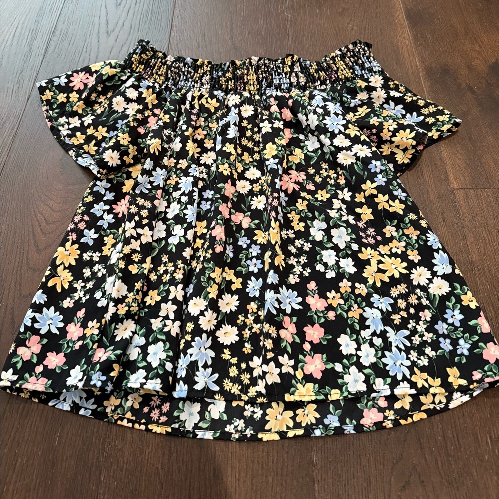 Kaileigh Stitch Fix Floral Off-the-Shoulder, Size Medium
